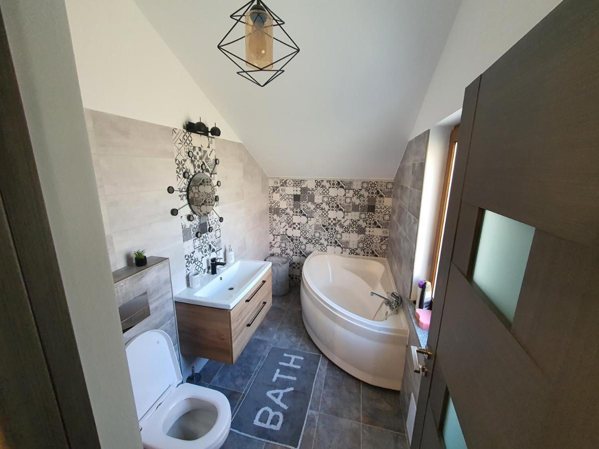 Comfort Home Apartment 3 Petroşani 외부 사진